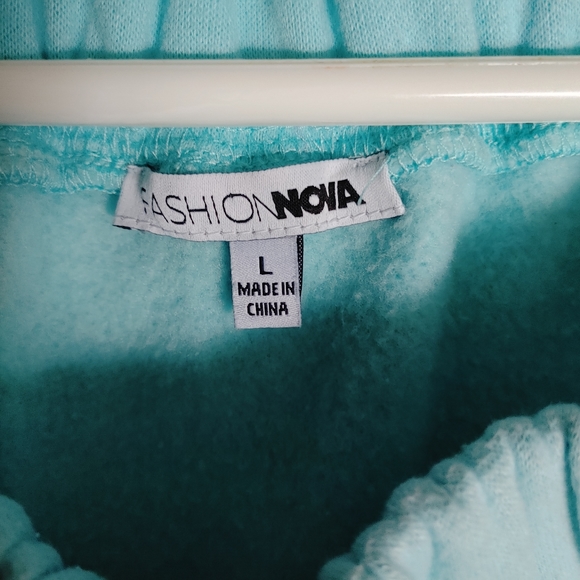 Off-The-Shoulder Cropped Sweatshirt - Picture 2 of 2